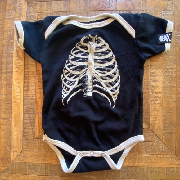 Baby Halloween one piece - Picture 1 of 1